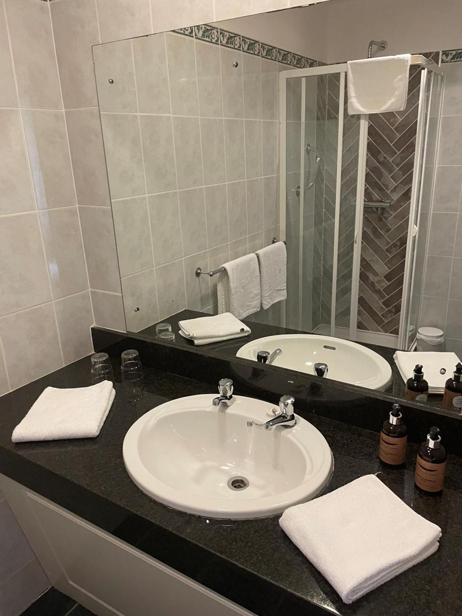 Towers Hotel Glenbeigh Dış mekan fotoğraf